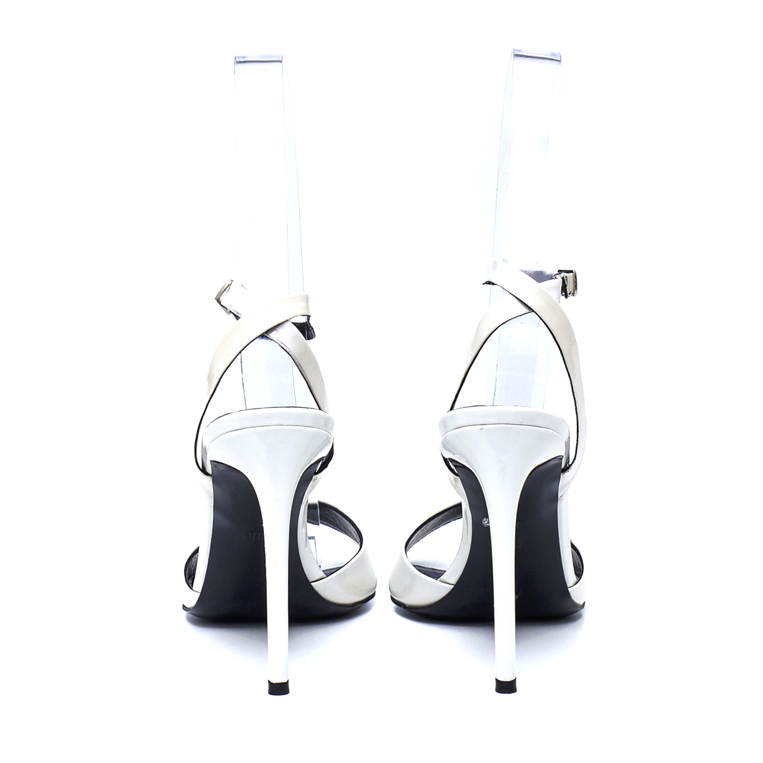 Beauty Omelette - White Patent Leather Sandals / 38